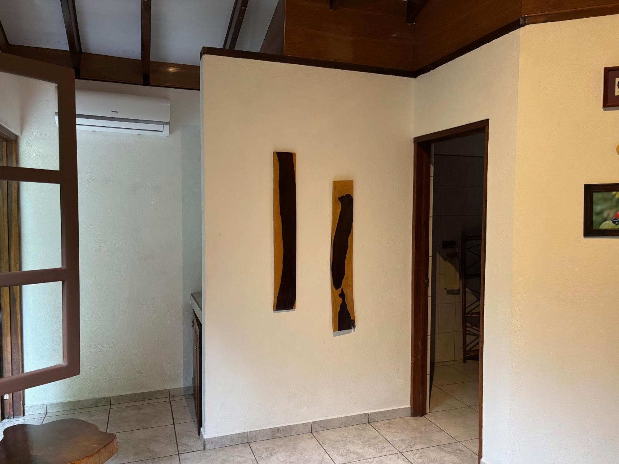 Hotel Suizo Loco Lodge & Resort Cahuita Extérieur photo